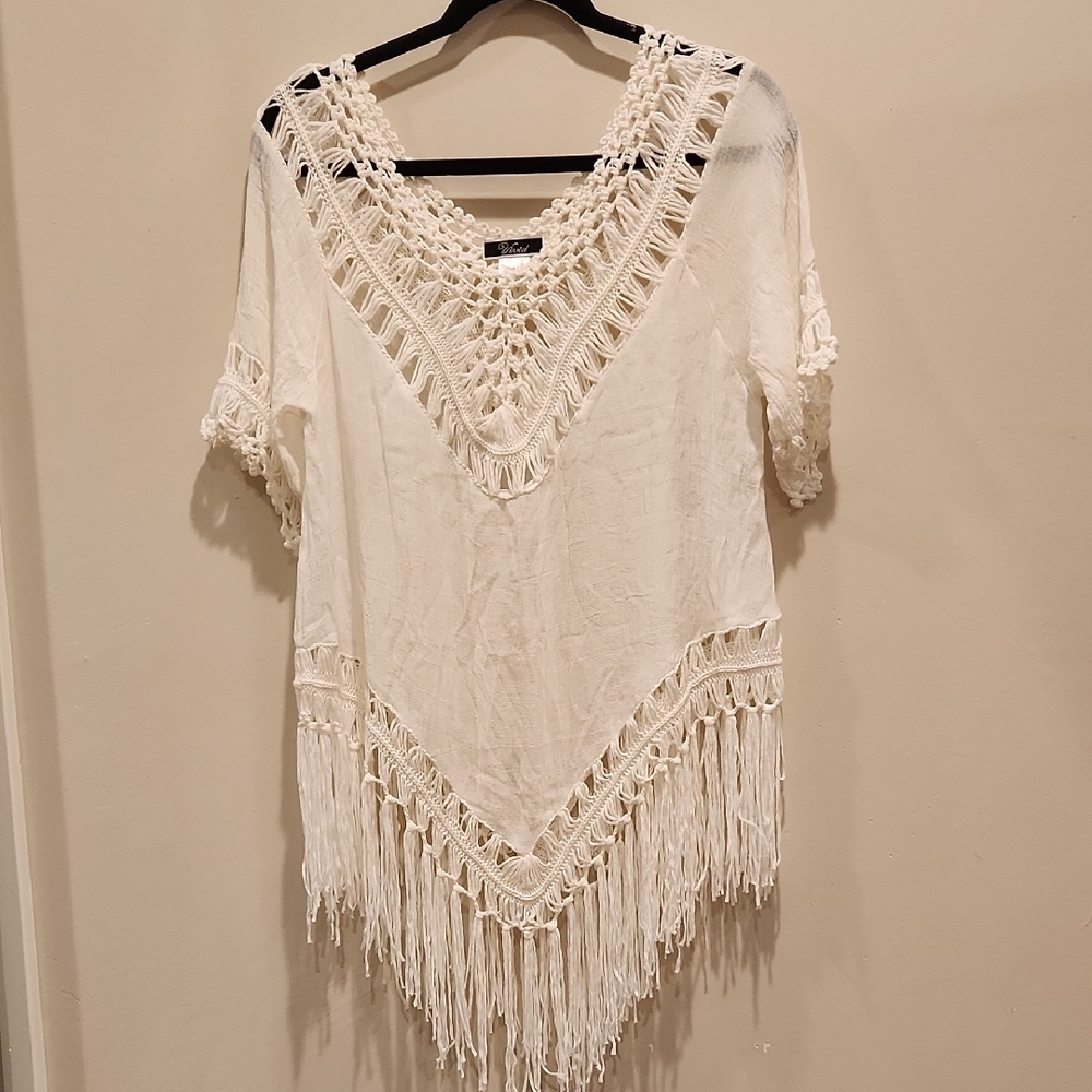 ViVID White Asymmetrical Embellished Cover Up Tunic